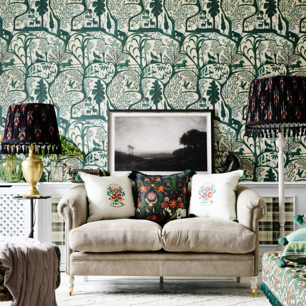 THE ENCHANTED WOODLAND Abounding Green Wallpaper