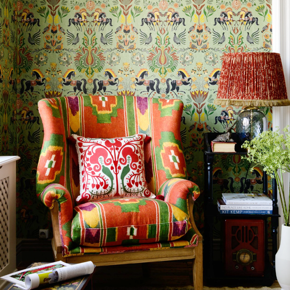 THE FOLK PARADE Wallpaper