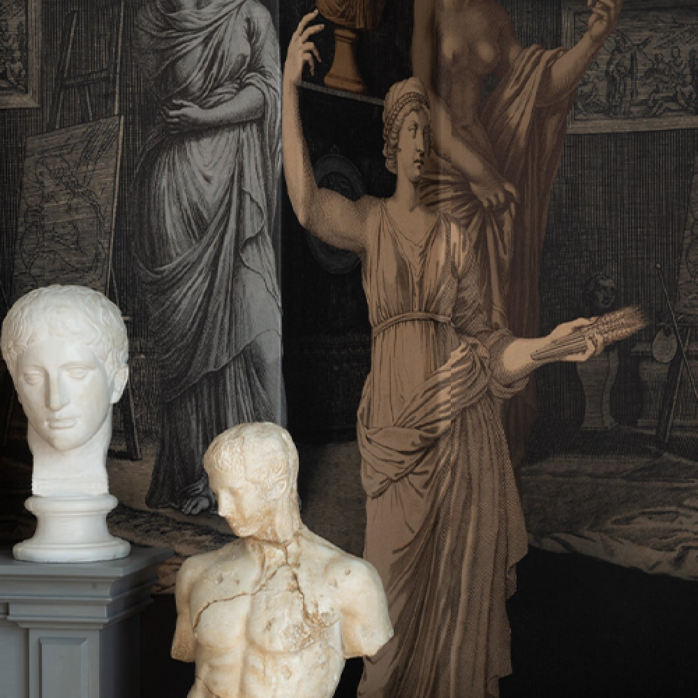 STATUARY CHAMBER Wallpaper
