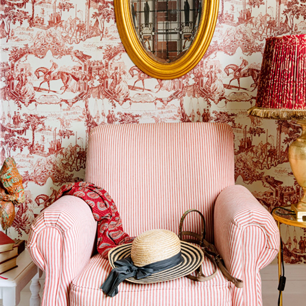 GRAND PRIX Smokey Red Wallpaper