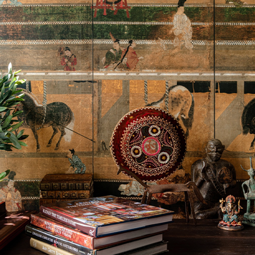 HORSE STABLE Wallpaper