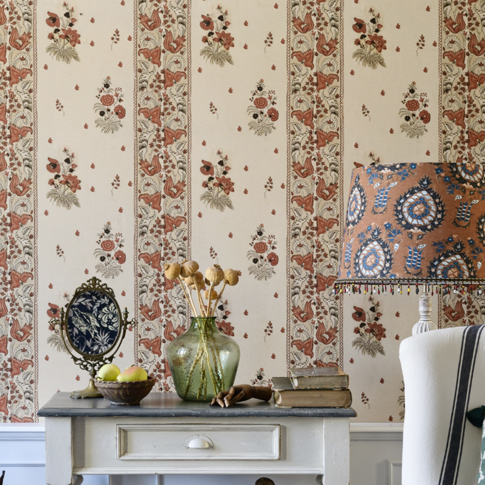 KOROND FLORAL Beechnut Wallpaper