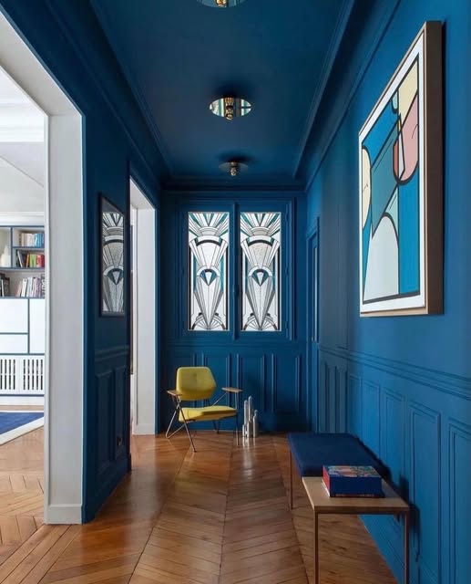 Vopsea Ressource Bleu Paon SL23 - Creator: Sarah Lavoine